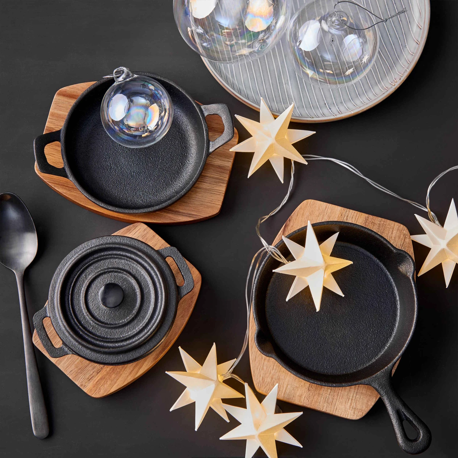 HOT IRON Mini-Serviertopf Mit Holzuntersetzer L 14 X B 11cm 7 HOT IRON Mini-Serviertopf Mit Holzuntersetzer L 14 X B 11cm – Bild 7