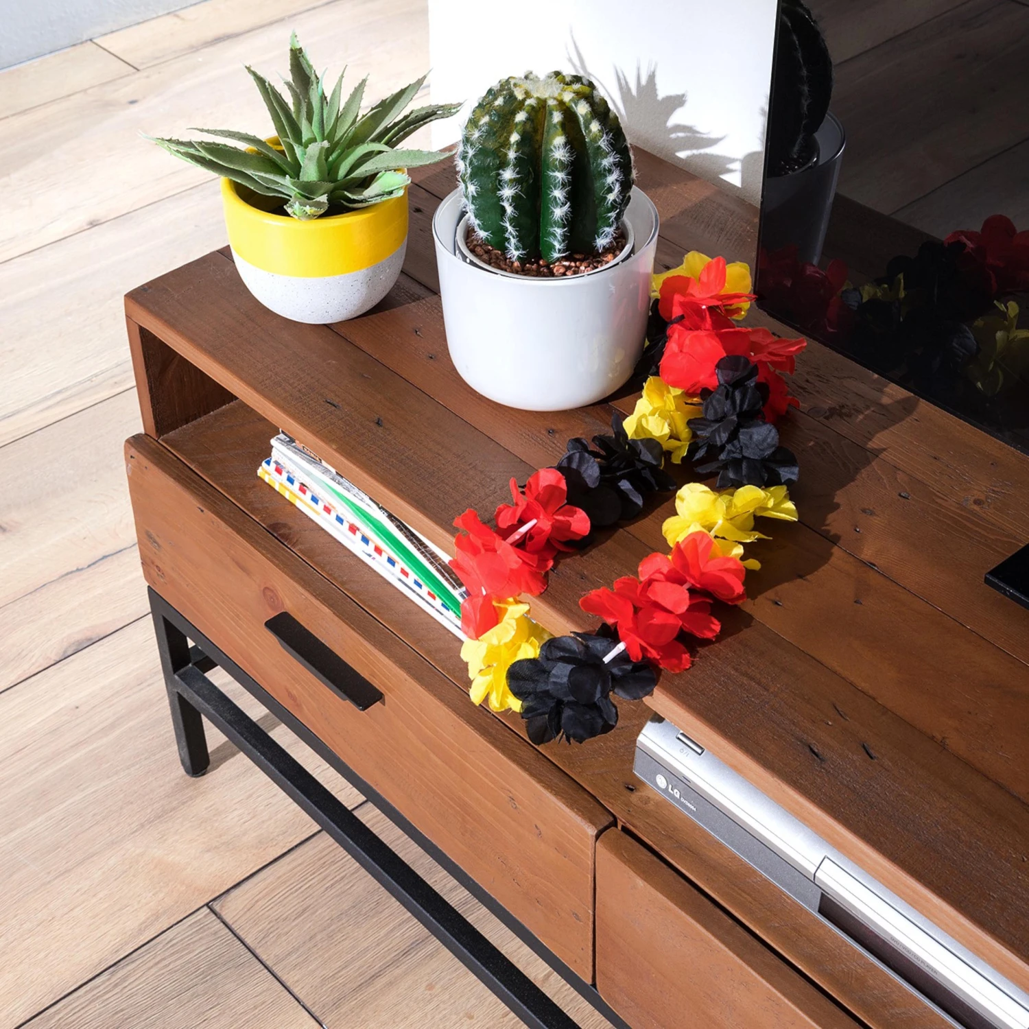 GRASBY TV-Lowboard 9 GRASBY TV-Lowboard – Bild 9