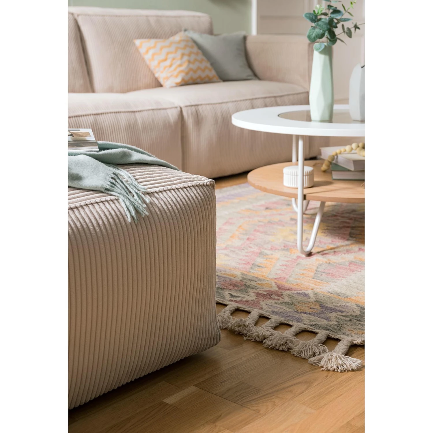 LORALAI Polsterhocker 12 LORALAI Polsterhocker – Bild 12