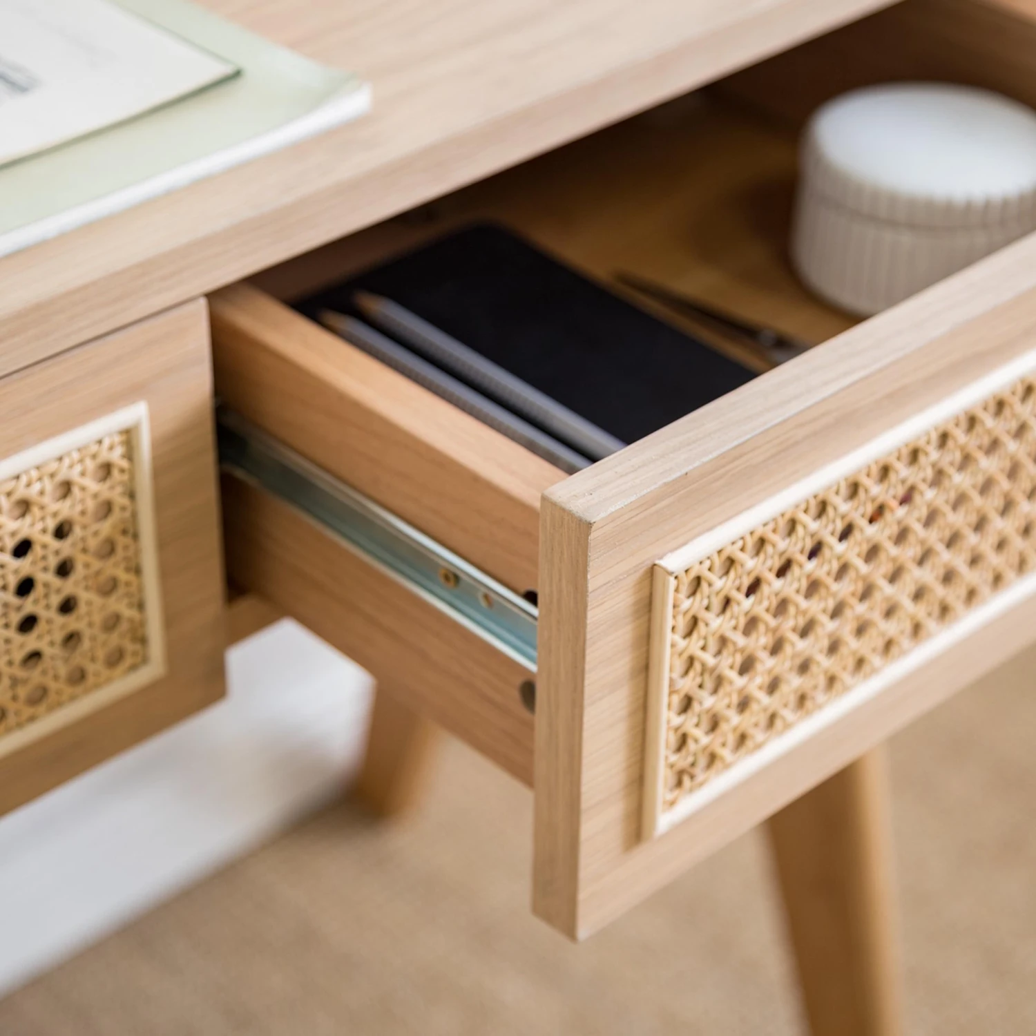 RANA Schreibtisch 17 RANA Schreibtisch – Bild 17